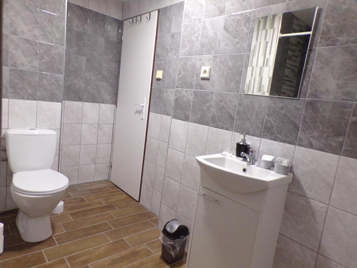 U Kremilka Hotell Jičín Exteriör bild